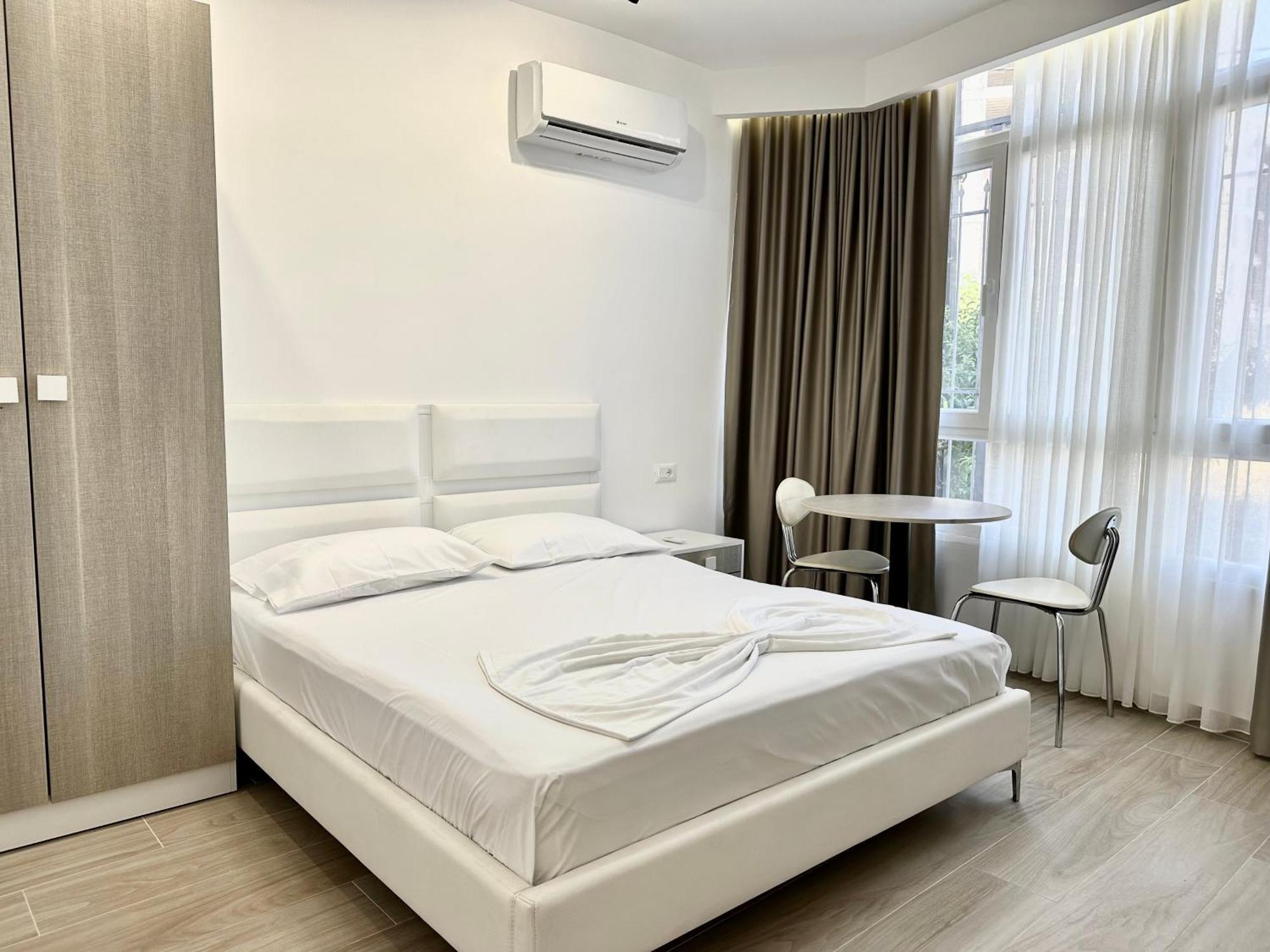 סרנדה Al Mare Rooms מראה חיצוני תמונה
