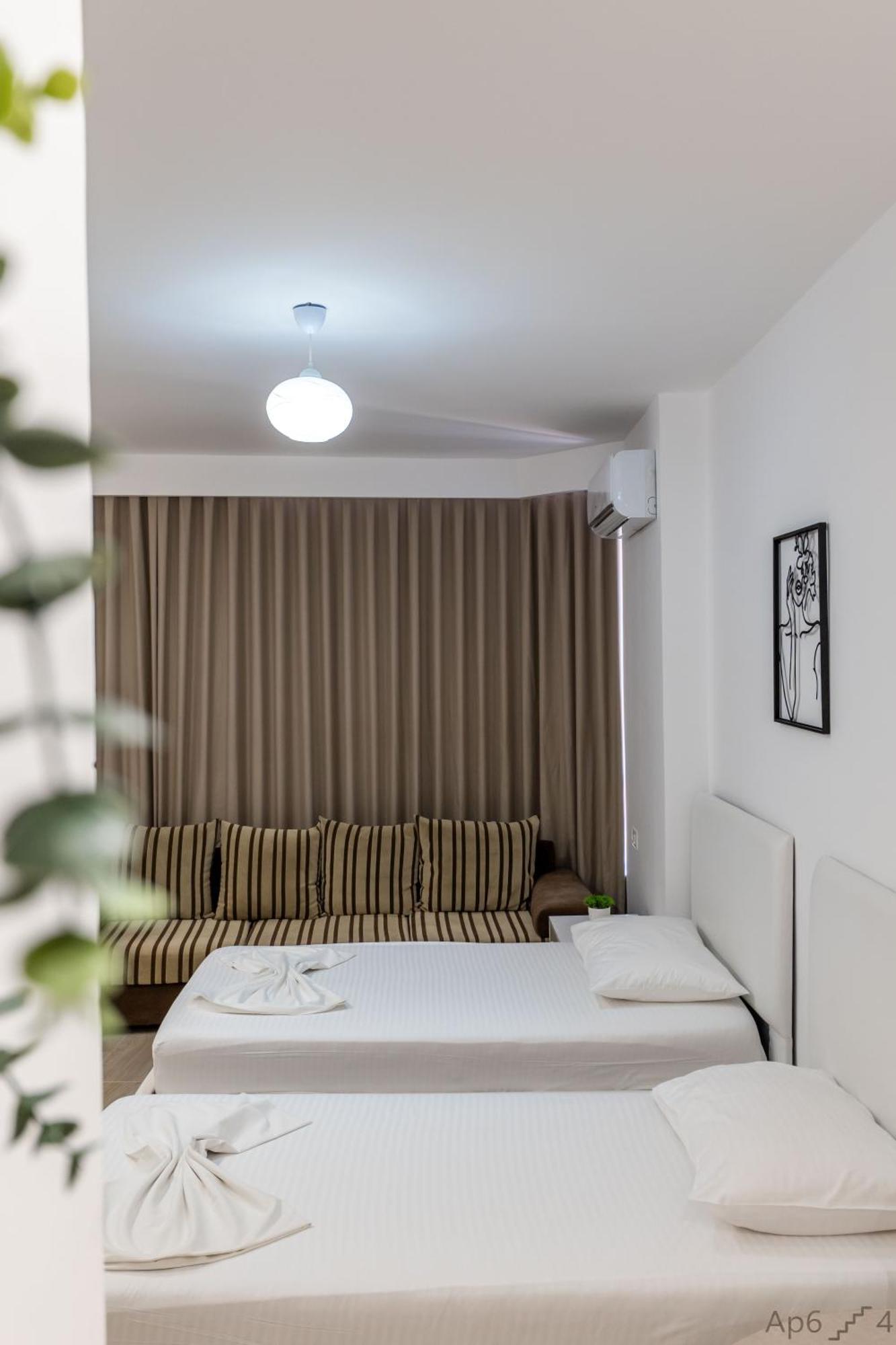 סרנדה Al Mare Rooms מראה חיצוני תמונה