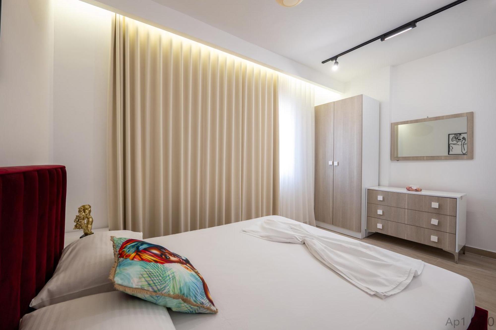 סרנדה Al Mare Rooms מראה חיצוני תמונה