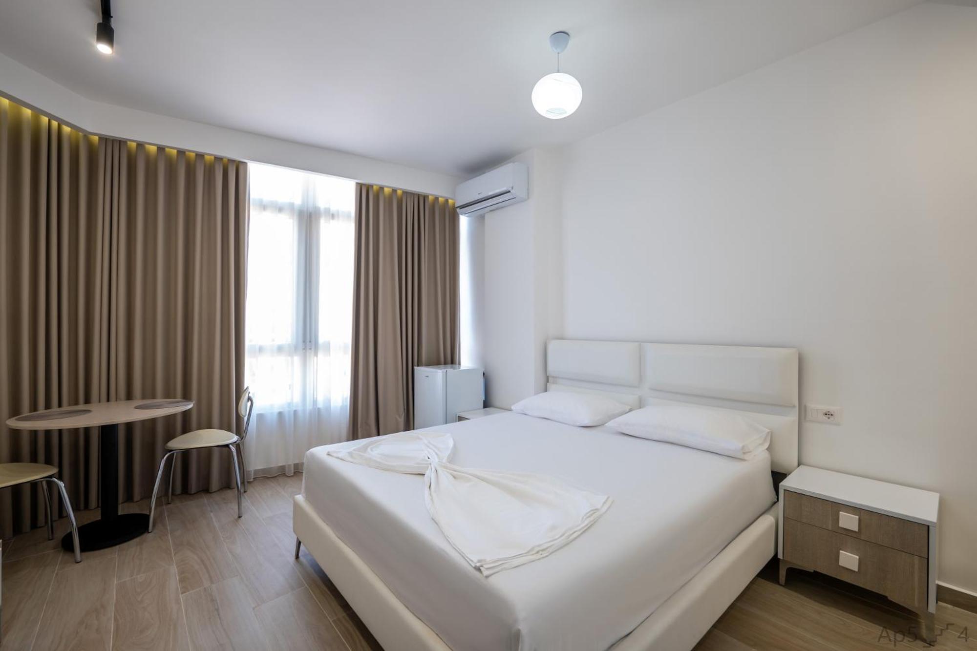 סרנדה Al Mare Rooms מראה חיצוני תמונה