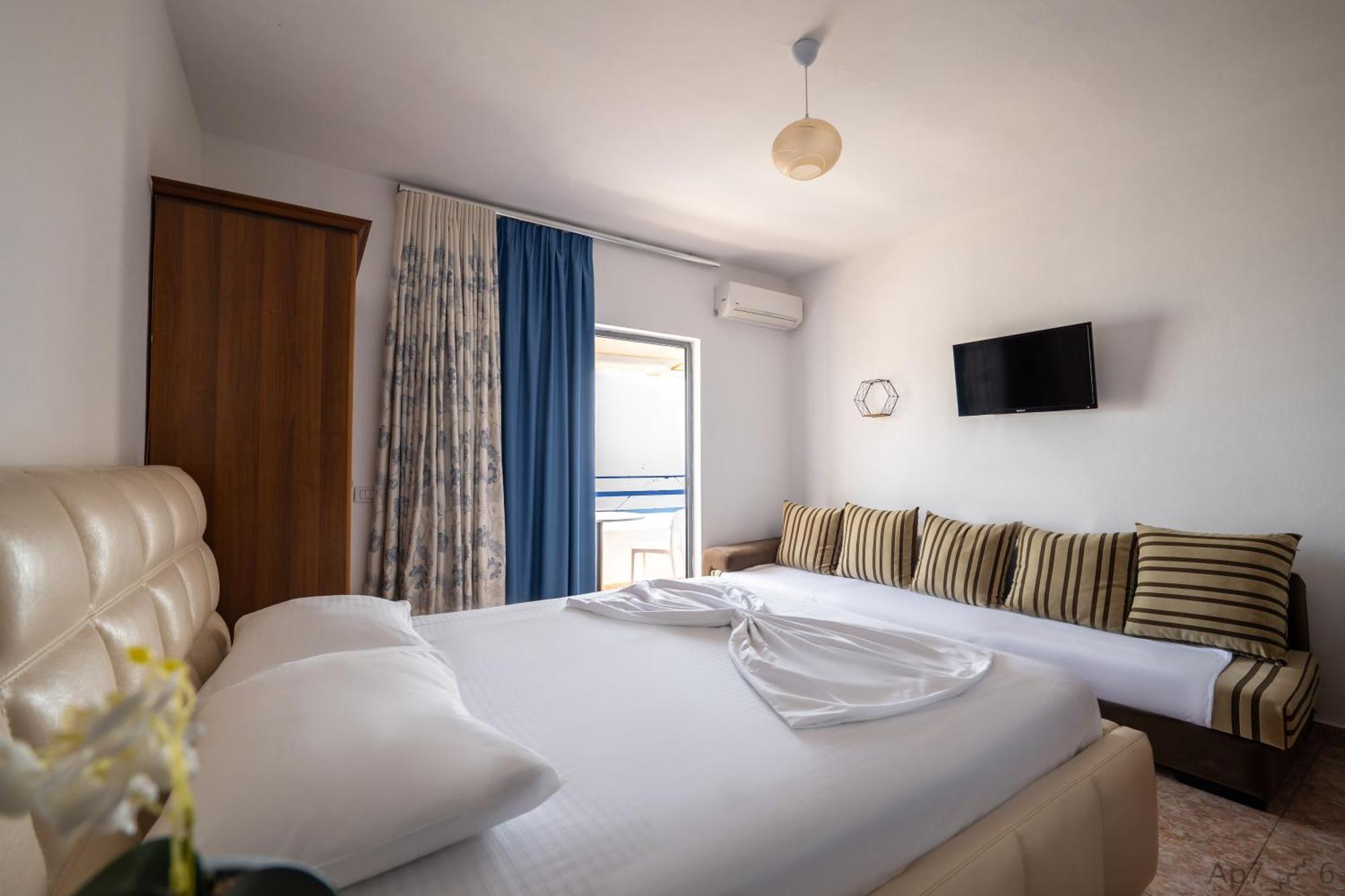 סרנדה Al Mare Rooms מראה חיצוני תמונה